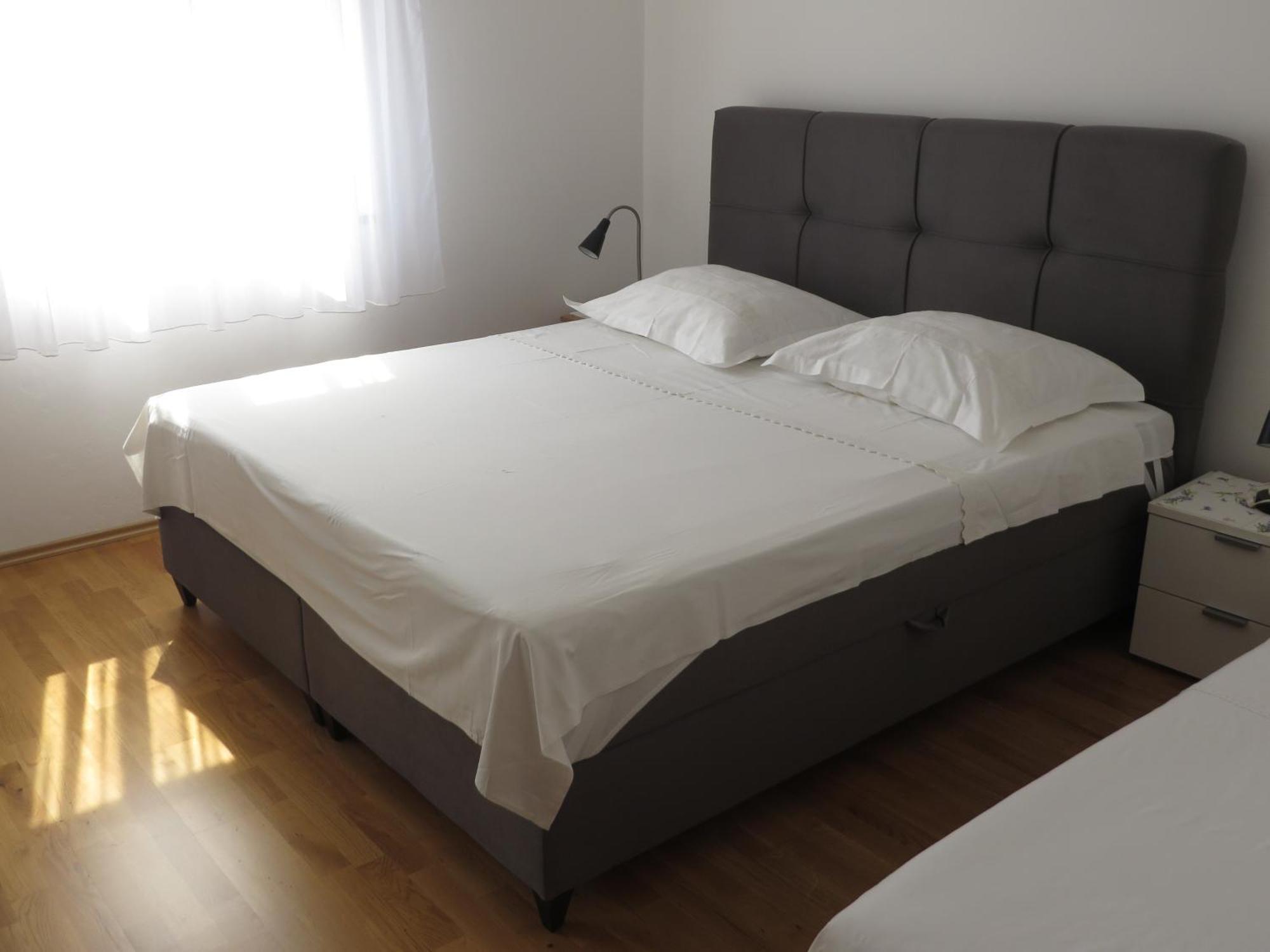 Apartments Gloria Биоград на Мору Екстериор снимка