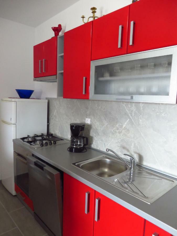 Apartments Gloria Биоград на Мору Екстериор снимка